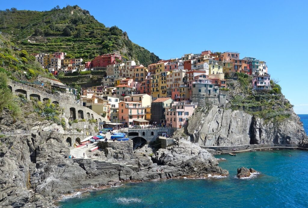 coast, sea, village, buildings, houses, urban, coastline, seaside, ocean, bay, travel destination, cinque terre, liguria, italy, italy, italy, italy, italy, nature, italy